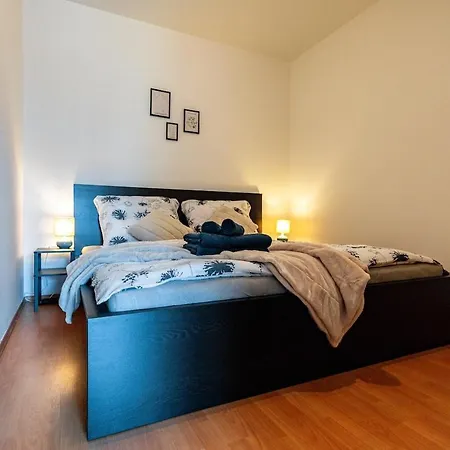 アパート Adm Comfort - Free Parking Garage ブラチスラヴァ