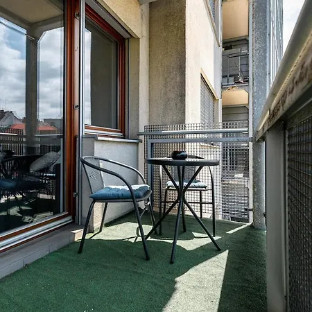 Adm Comfort - Free Parking Garage * Μπρατισλάβα