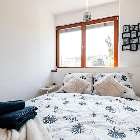 Adm Comfort - Free Parking Garage