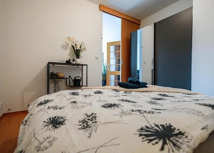 Adm Comfort - Free Parking Garage アパート