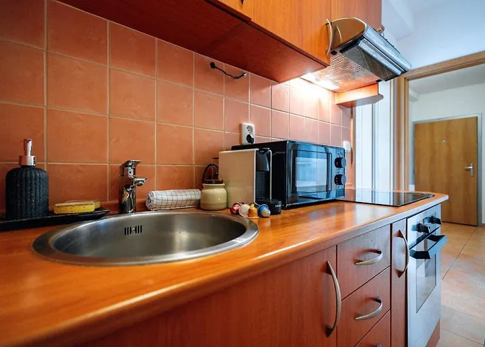 Adm Comfort - Free Parking Garage شقة *