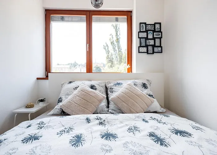 Adm Comfort - Free Parking Garage アパート