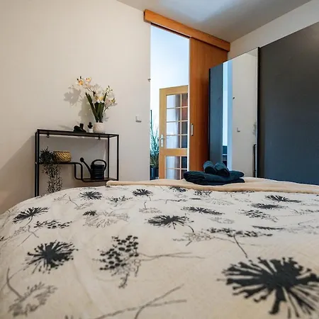 Adm Comfort - Free Parking Garage Appartement