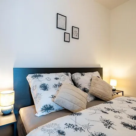 Adm Comfort - Free Parking Garage